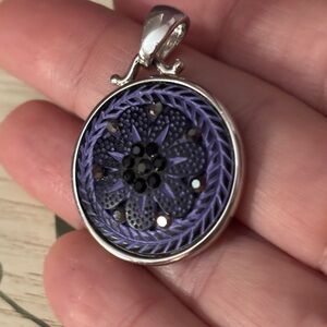 Lia Sophia Purple Pendant Necklace without chain